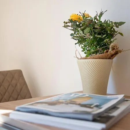 Apartament Blues *